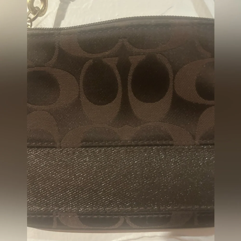 Coach Signature C Wristlet | Dark Brown | Classic Monogram